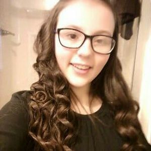 Meet your Posher, Abigail